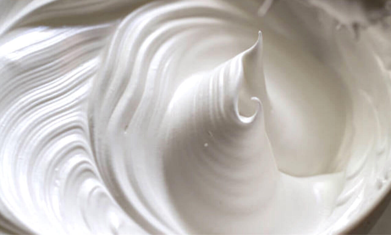 Come montare gli albumi a neve nel bimby: risultato perfetto in 3 minuti Albumi montati a neve Bimby