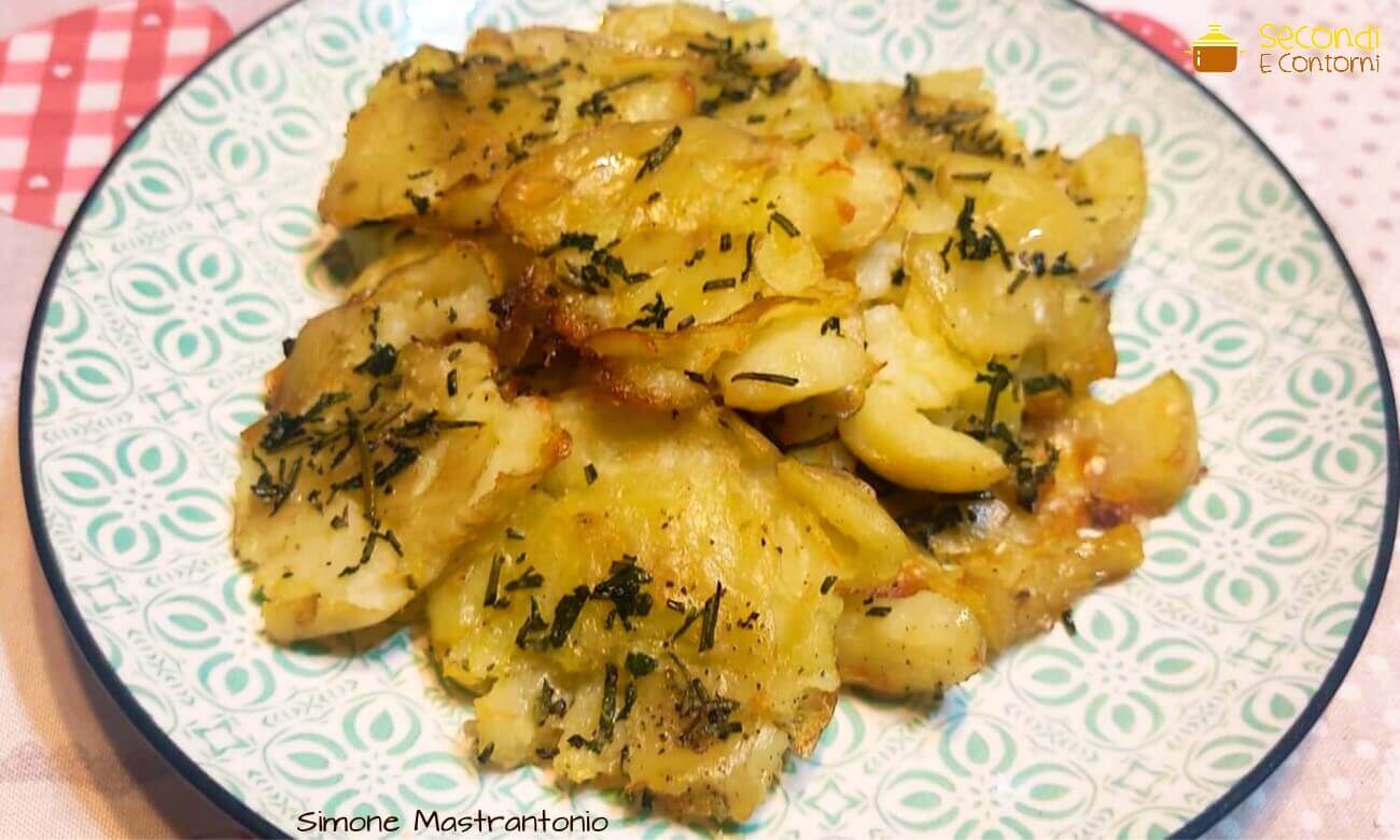 Patate schiacciate