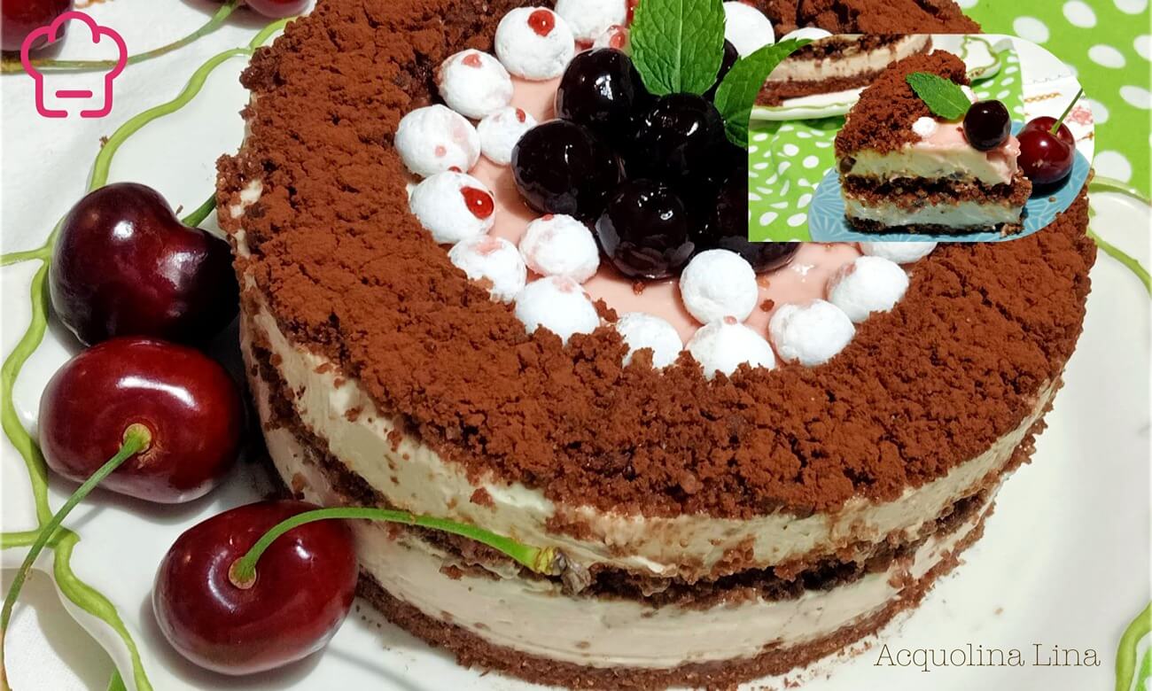 Torta foresta nera vegetale