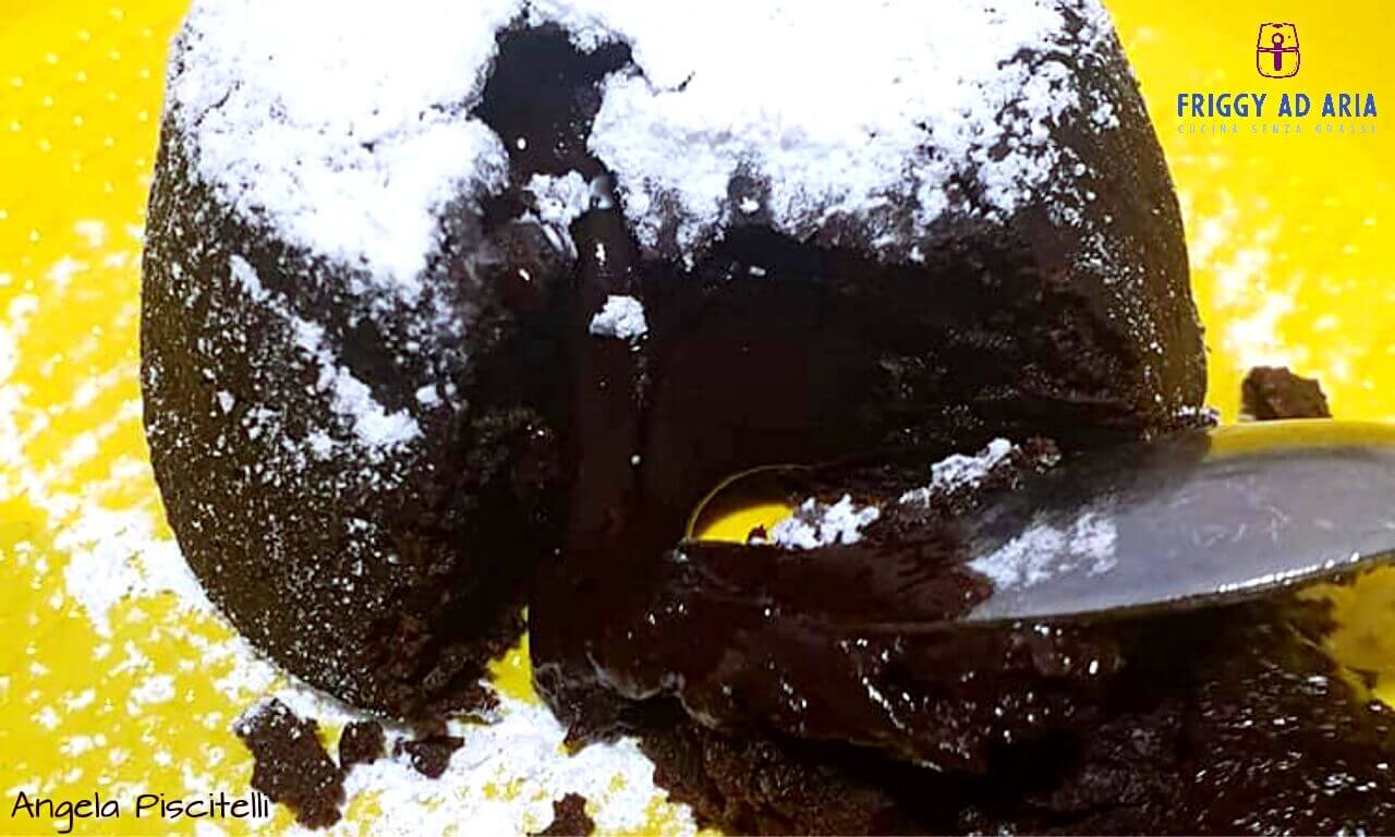 Tortini al cioccolato in friggitrice ad aria