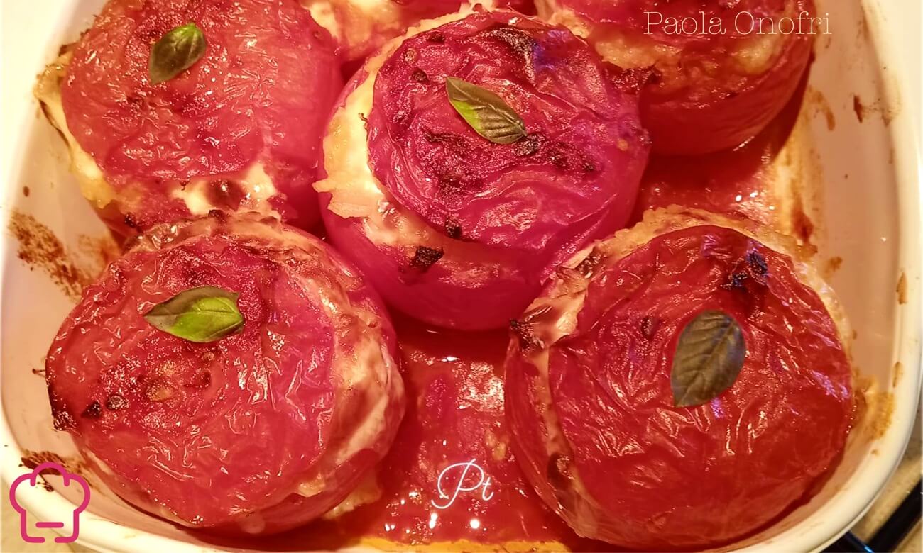 Pomodori con riso in friggitrice ad aria