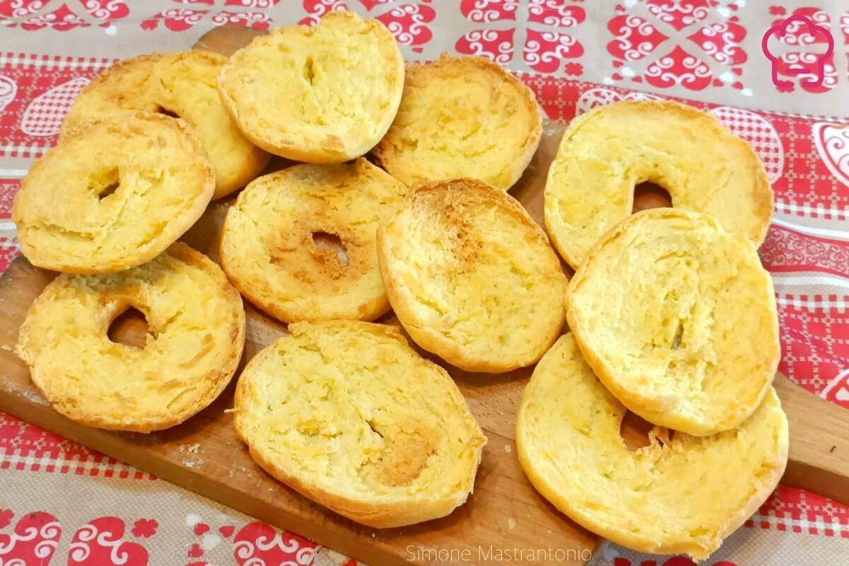 Friselle pugliesi