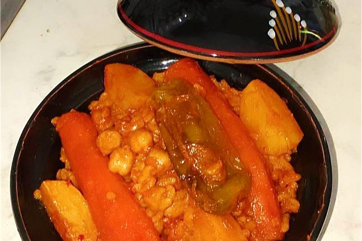 Rouz bel salsa
