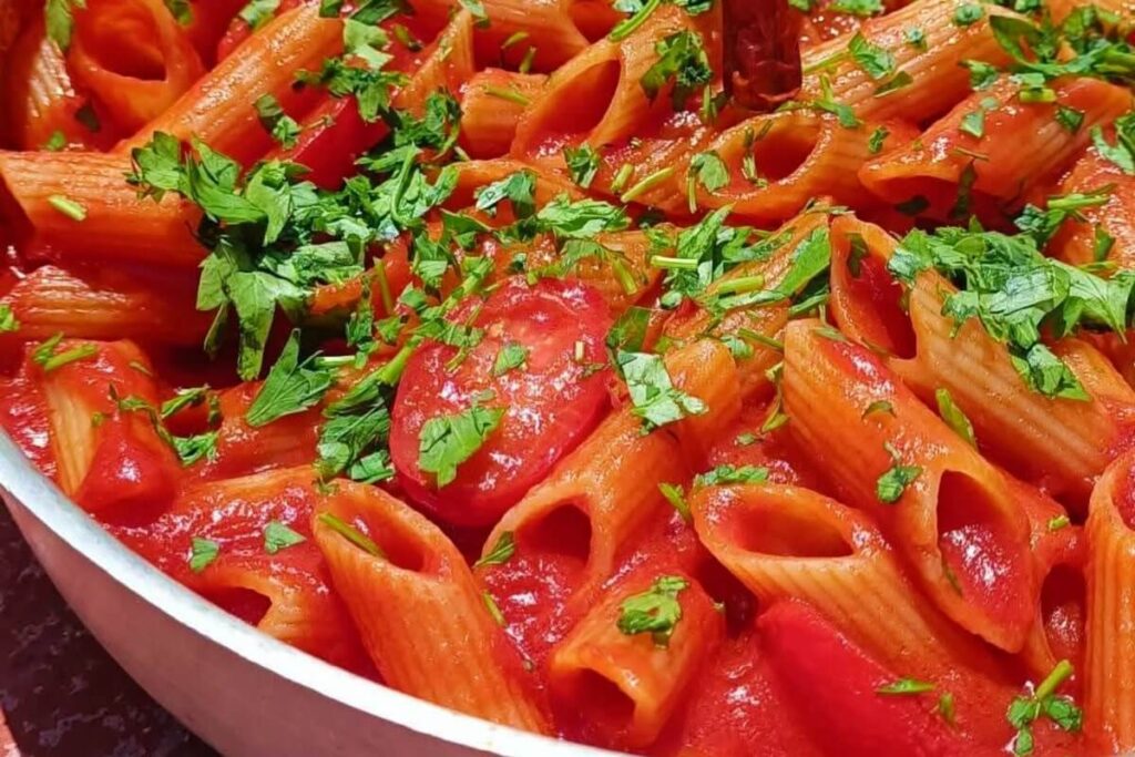 Pennoni all’arrabbiata risottati