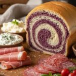 Ricetta perfetta per le feste: dai sandwich alle tartine, ecco il Pan Bauletto bicolor con il Bimby Pan Bauletto bicolor con il Bimby