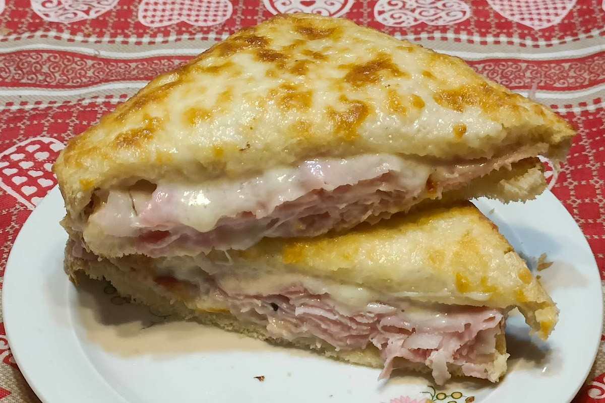 sandwich a metà
