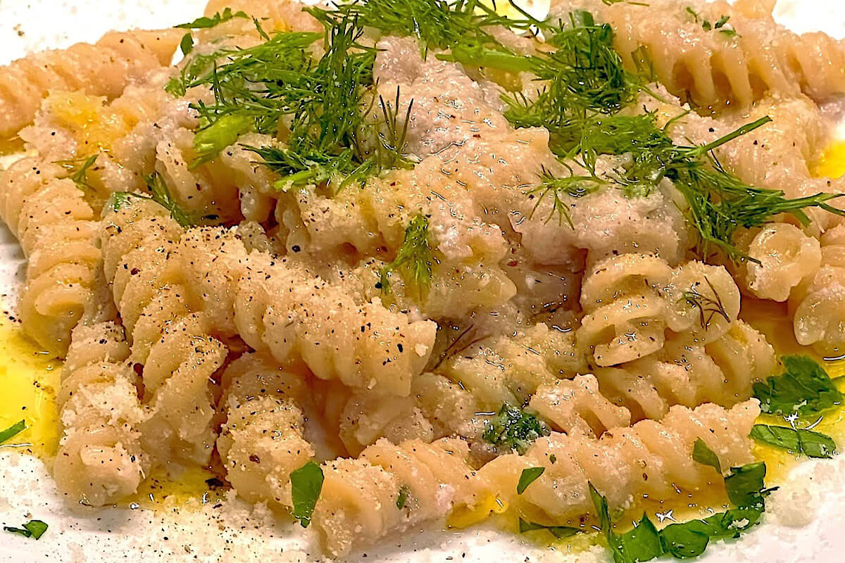 Pasta con crema di finocchi