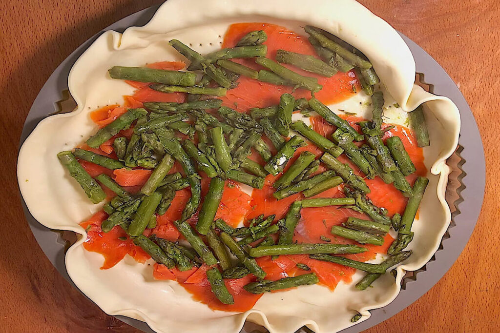 Torta di asparagi salmone e zucchine