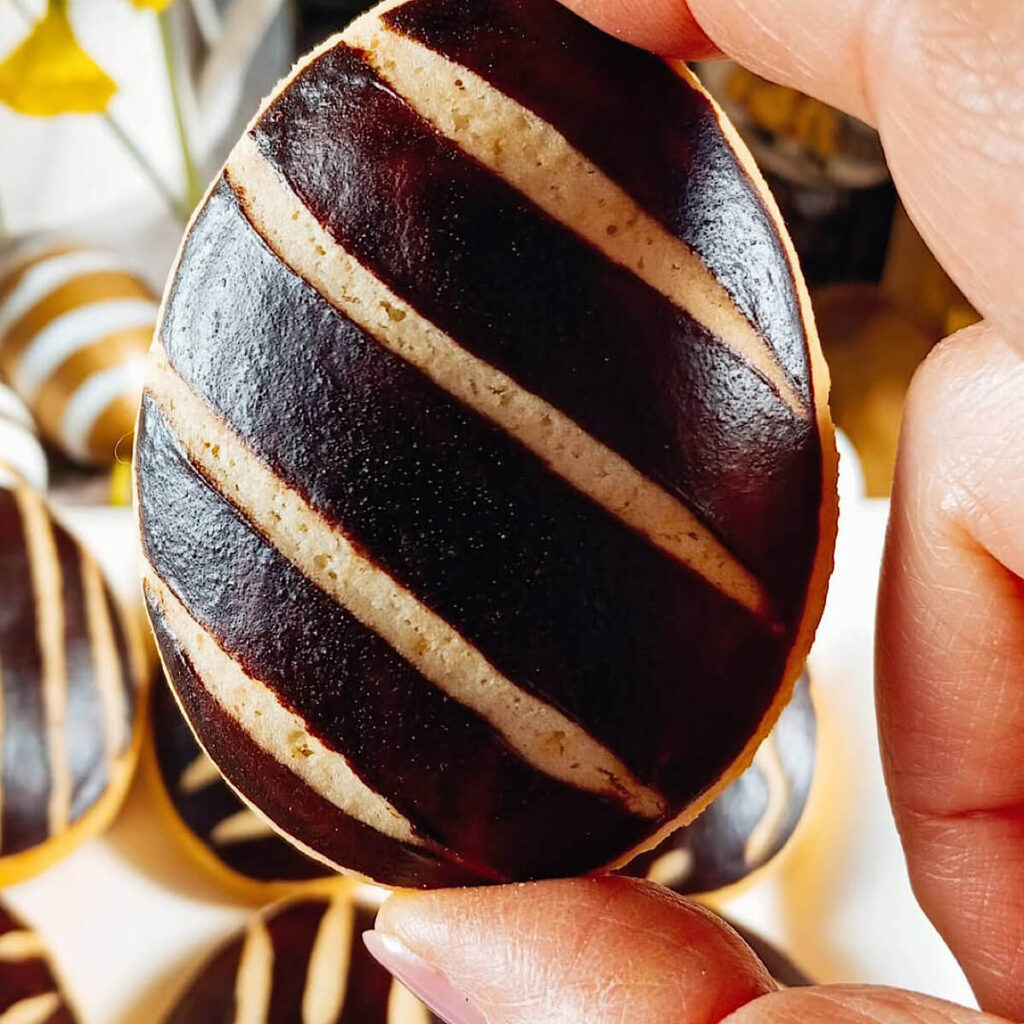 Uova di cioccolato di frolla