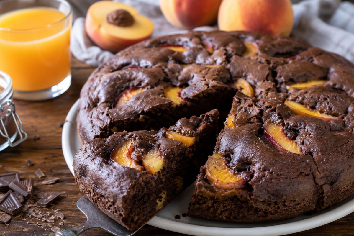 Torta cacao e pesche con il Bimby